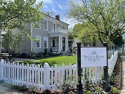 McCully House Inn