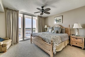 Barefoot Resort North Tower by Condo-World