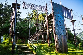 Paso Del Alaska Resort