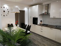 Deluxe apartment BellaCosta