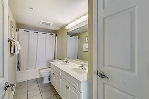 Crescent Keyes by Condo-World