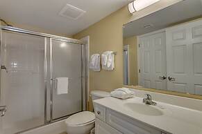 Crescent Keyes by Condo-World