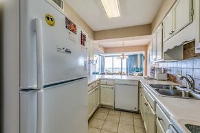 Crescent Sands on Crescent Beach by Condo-World