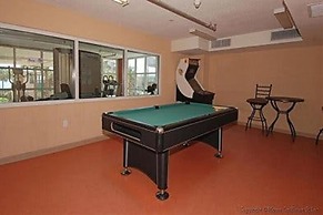 Malibu Pointe by Condo-World