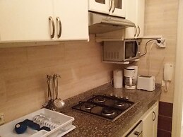 Spacious Apartment Downtown