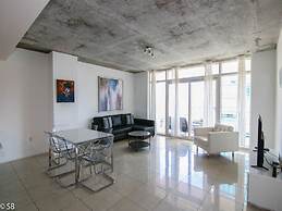 Spectacular Midtown Miami