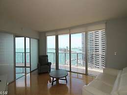 Spectacular Midtown Miami