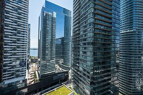 QuickStay - Premium 2bdrm Downtown Condo