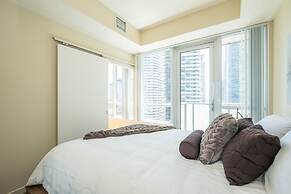 QuickStay - Premium 2bdrm Downtown Condo