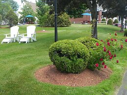 Elmwood Resort Hotel
