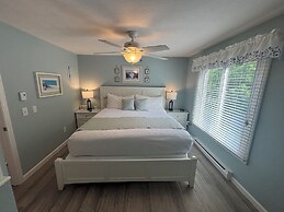 Elmwood Resort Hotel