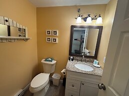 Elmwood Resort Hotel