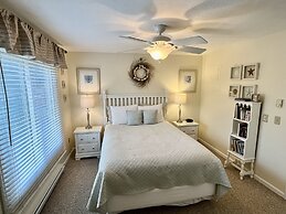Elmwood Resort Hotel
