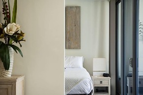 Accommodate Canberra - Lakefront