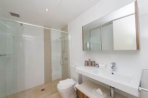 Accommodate Canberra - Manhattan