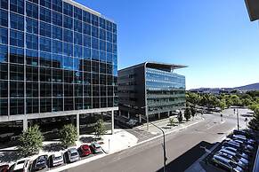 Accommodate Canberra - Metropolitan