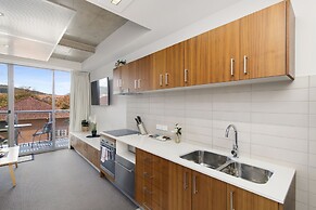 Accommodate Canberra - Mode