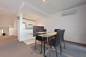 Accommodate Canberra - The Avenue