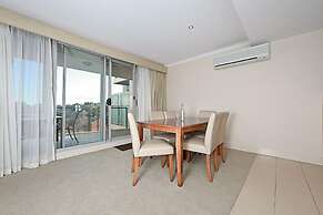 Accommodate Canberra - The Avenue