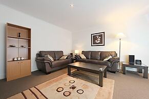 Accommodate Canberra - The Avenue