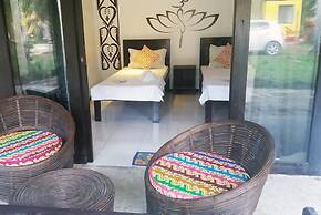 Peace & Love Beach Club