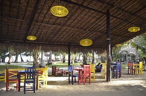 Peace & Love Beach Club