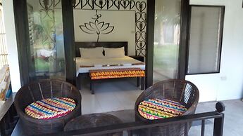 Peace & Love Beach Club