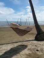 Peace & Love Beach Club