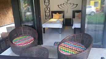 Peace & Love Beach Club