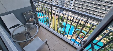 CondoDeal at Shell Residences Moa Pasay