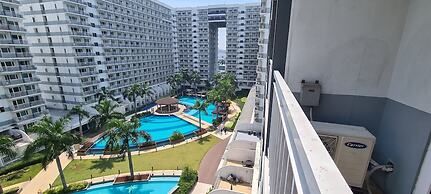 CondoDeal at Shell Residences Moa Pasay