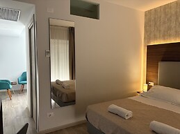 8 Room Hotel