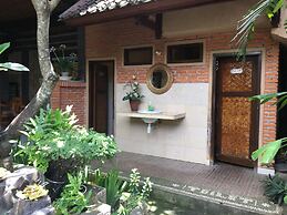 Cafe Wayan Cottages