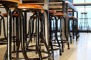 Livinn Hostel City Center Surabaya