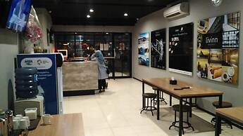 Livinn Hostel City Center Surabaya