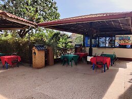 Angel's Castle Hotel