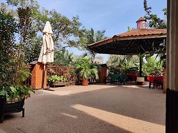 Angel's Castle Hotel