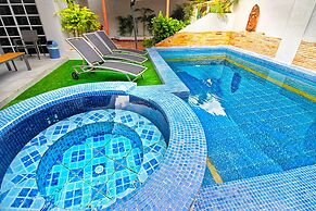 Grande Adam Pool Villa