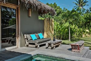 Slow Private Pool Villas