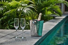 Slow Private Pool Villas