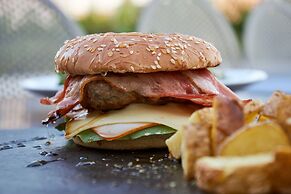 Athens Mansion Luxury Suites