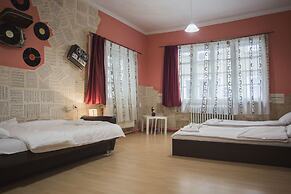 Serdika Rooms