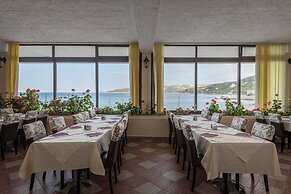 Hotel Villas Plat