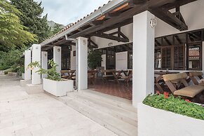 Hotel Villas Plat