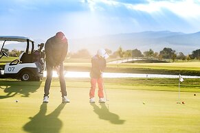 Theodora Golf Club