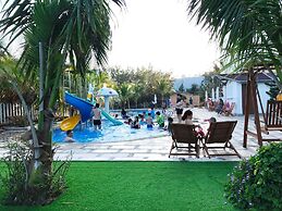 Oceanward Hotels & Resorts