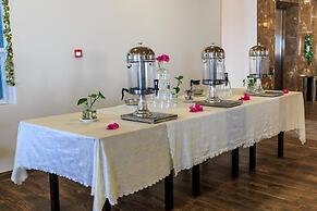 Oceanward Hotels & Resorts