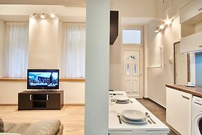 V27 Budapest Apartment