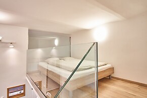 V27 Budapest Apartment