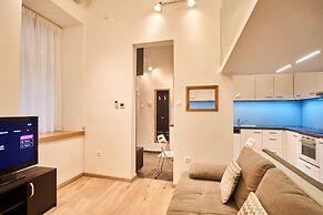 V27 Budapest Apartment